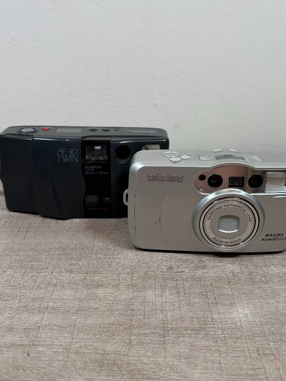 Olympus AF-10 Twin and Samsung Maxima Zoom 80GLM 35mm Camera Lot